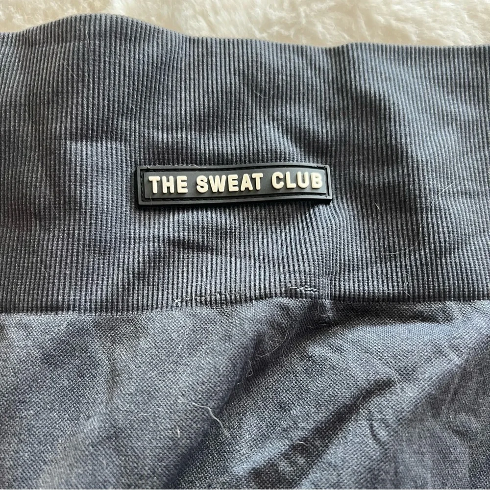 NNT The Sweat Club Seamless Dark Grey Leggings – Women’s Activewear. XS